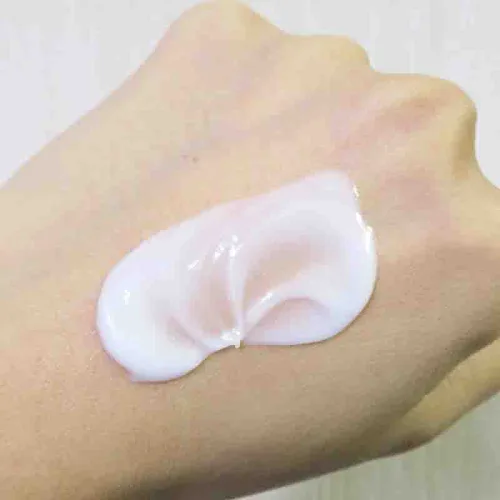 Kem Dưỡng Ẩm Ý Dĩ Hatomugi 300g