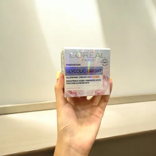Kem Dưỡng Trắng Da L'oreal Paris Ban Ngày Glycolic-Bright Glowing Cream Day SPF 17 50ml
