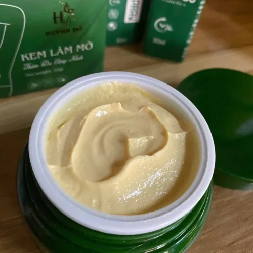 Kem Dưỡng Trắng Nách Huỳnh Đỗ Cosmetics 20g - Tặng 1 Chai Xịt Khử Mùi Hôi 30ml