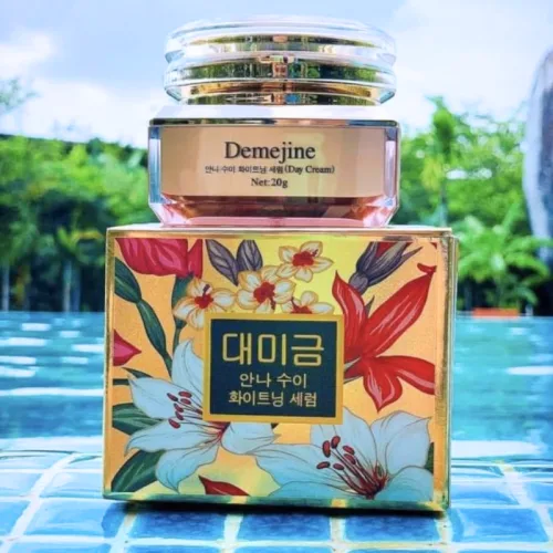 Kem Face Demejine Ban Ngày Tem Vuông 20g Công Nghệ Hàn Quốc