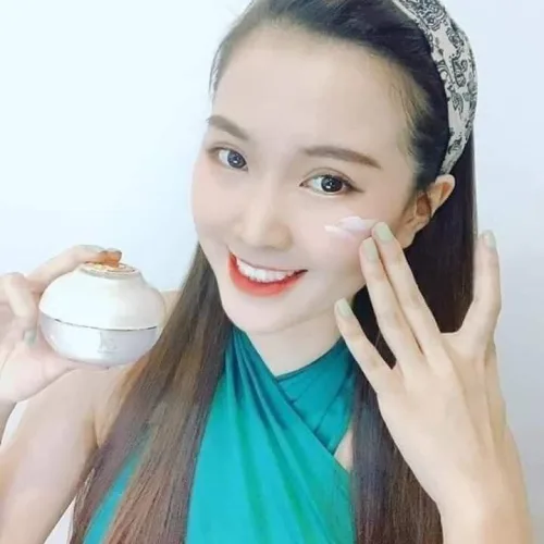 Kem Face Pháp cho gương mặt căng mịn - trắng hồng không tỳ vết