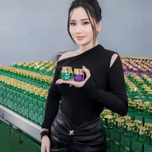 Kem Face Tím Giảm Nám Soo Young Mini Green Algae Melasma Cream