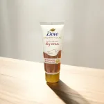 Kem Khử Mùi Dưỡng Trắng Dove 3% Niacinamide + 10x Vitamin C&E Tuýp Màu Cam 40ml