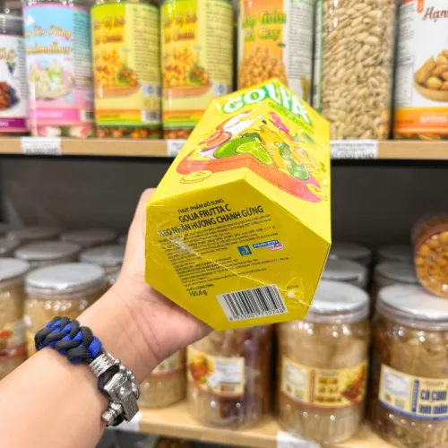 Kẹo Có Nhân Hương Chanh Gừng GOLIA Hộp Giấy Lục Giác 105,6g