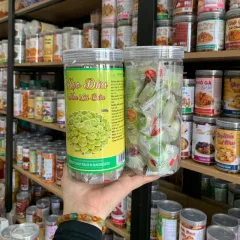 Kẹo Dừa Non Lá Dứa Thơm Ngon 300g - Hũ Pet