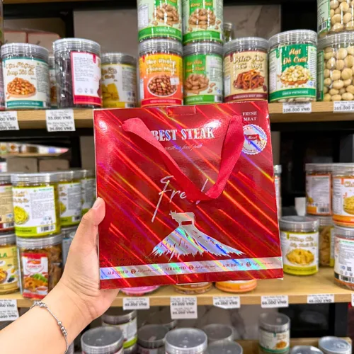 Khô Bò Sấy Khô Vị Truyền Thống Siêu Cay Malai BEST STEAK Hộp Vuông Ánh Kim Đầu Bò