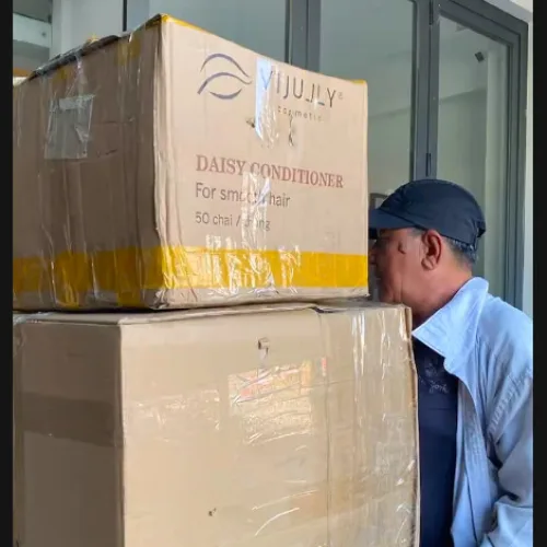 kho sỉ luôn về hàng mới nhất giá cả được cập nhật thường xuyên .