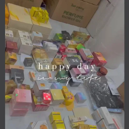 Ko chỉ đẹp mà còn phải thơm nha, nhà em có mỹ phẩm nước hoa quần áo đẹp từ trong ra ngoài luôn