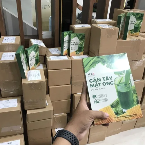 Lô hàng cần tây mật ong về bạt ngàn