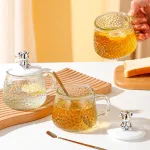 Ly Thủy Tinh Nắp Gấu Cốc Thủy Tinh Pha Lê Có Nắp Kèm Thìa 10x9.5x8cm