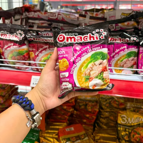 Mì Khoai Tây OMACHI Hương Vị Sườn Hầm Ngũ Quả 80g