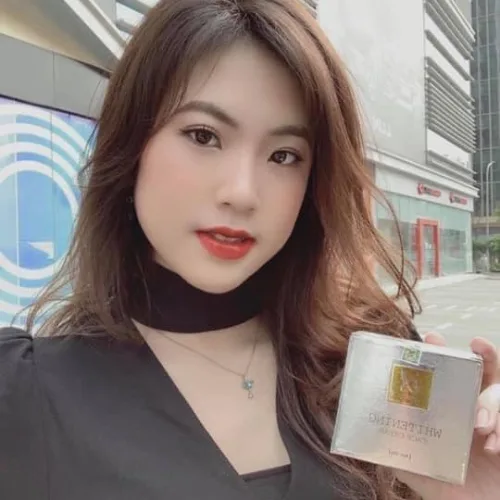Mọi người ơi mua kem Face Pháp đi nào