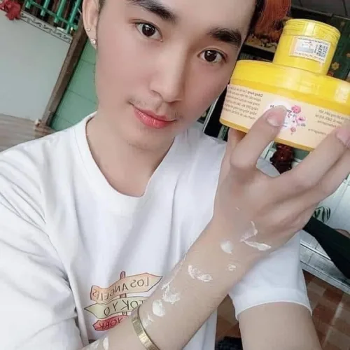 Nam giới dùng kem body và kích trắng da Collagen X3 được không?