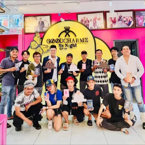 Nghĩ đến hương thơm Nghĩ đến Charm