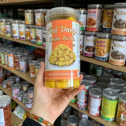 Nui Vàng Chiên Tỏi Ớt Thơm Ngon 300g - Hộp Pet