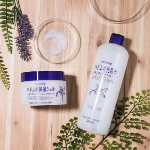 Nước Hoa Hồng Hatomugi Ý Dĩ Skin Conditioner 500ml Dành Cho Da Dầu Mụn