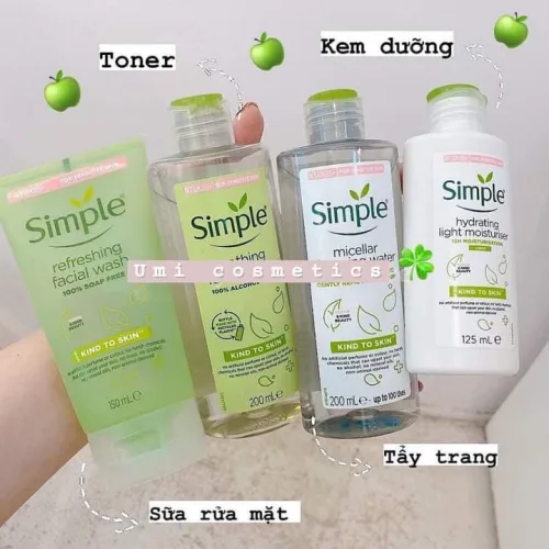 Nước Hoa Hồng Simple Kind To Skin Soothing Facial Toner 200ml