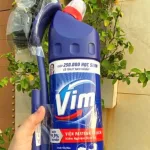 Nước Tẩy Bồn Cầu Vim 880ml - Chai Khử Mùi Bồn Cầu Diệt Khuẩn Siêu Sạch Tiết Kiệm Tặng 1 Cây Cọ Bồn Cầu