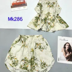 Đồ bộ áo hai dây quần đùi vải tonl hình hoa cỏ khác nhau