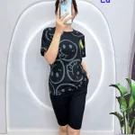 Đồ bộ áo thun quần lửng đen in mặt cười