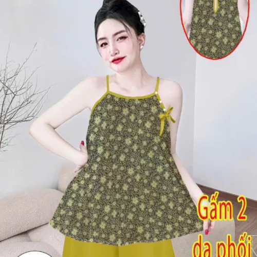 Đồ bộ gấm 2 da phối lụa mờ quần đùi trơn áo yếm 2 dây