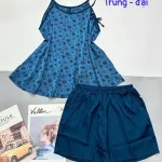 Đồ bộ gấm phối lụa mờ quần đùi trơn áo yếm 2 dây có nút trung