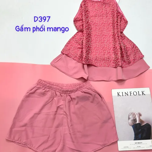 Đồ bộ gấm phối mango quần đùi trơn áo yếm 2 dây cột sau 2 lớp
