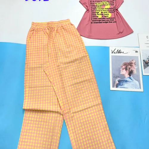 Đồ bộ mặc nhà quần dài caro áo ba lỗ in chữ R