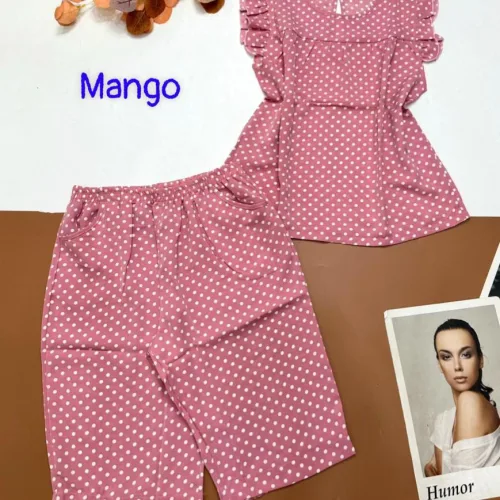 Đồ bộ mango chấm bi quần lửng áo sát nách viền bèo
