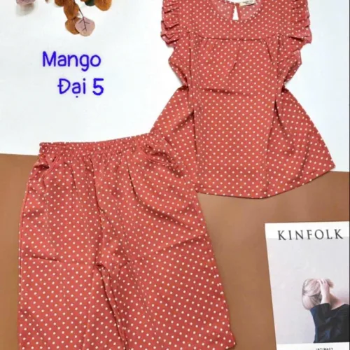 Đồ bộ mango quần ngố áo tay bèo chấm bi