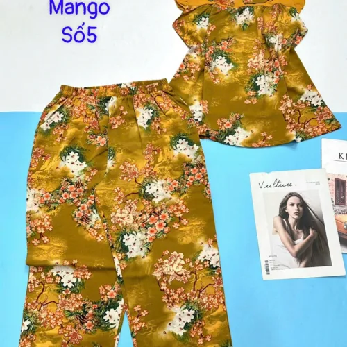 Đồ bộ mango quần ngố áo tay bèo có bông