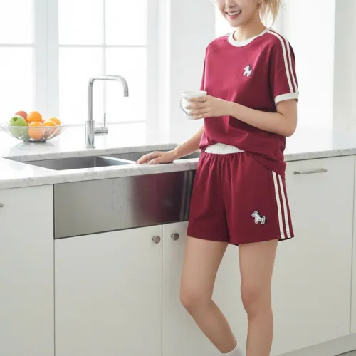 Đồ bộ nữ tay ngắn thêu ngựa đỏ