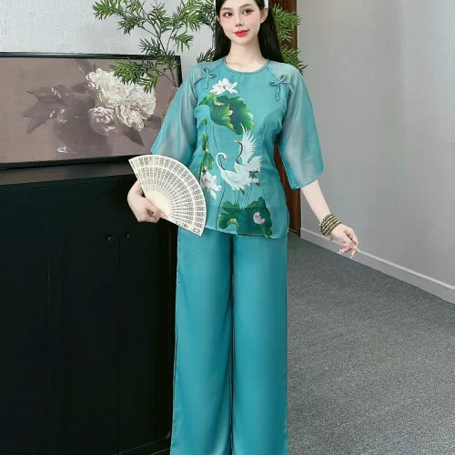 Đồ bộ quần dài áo tay lỡ in hình nhiều hoa sen khác nhau