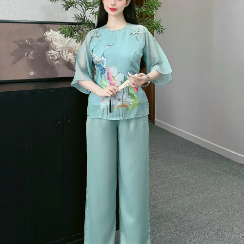 Đồ bộ quần dài áo tay lỡ in hình nhiều hoa sen khác nhau