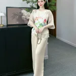 Đồ bộ quần dài áo tay lỡ in hình nhiều hoa sen khác nhau
