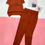 Đồ bộ quần dài ống nhỏ áo tay ngắn in chữ miu miu