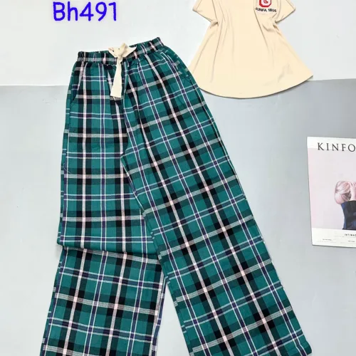 Đồ bộ quần dài sọc áo tay sát nách in chữ G