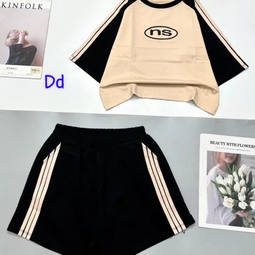 Đồ bộ quần đùi 3 dây sọc áo tay ngắn áo thêu chữ ns