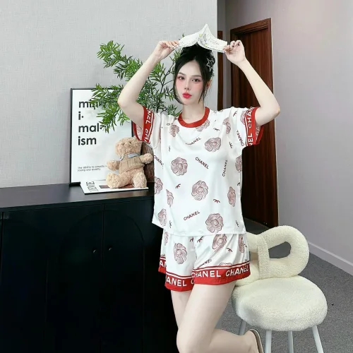 Đồ bộ quần đùi  áo cổ tròn tay ngắn in nhiều hoạ tiết