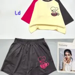 Đồ bộ quần đùi  áo crop top in hình ly nước
