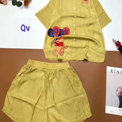 Đồ bộ quần đùi áo sơ mi tay ngắn cổ bẻ in hình gấu