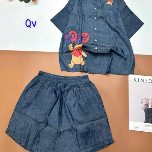 Đồ bộ quần đùi áo sơ mi tay ngắn in hình gấu Pooh
