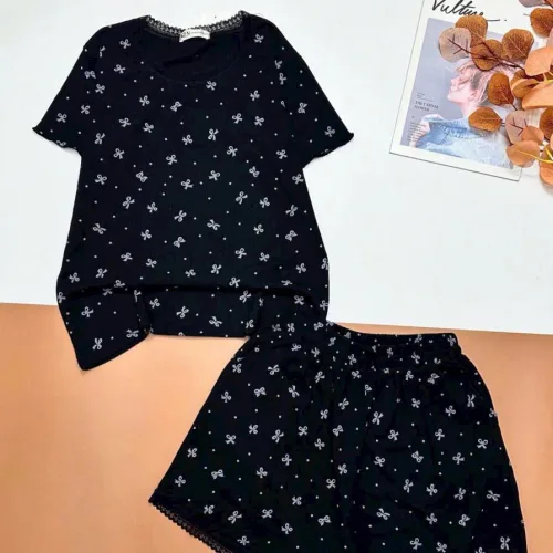 Đồ bộ quần đùi  áo tay ngắn gân xin in nhiều nơ nhỏ