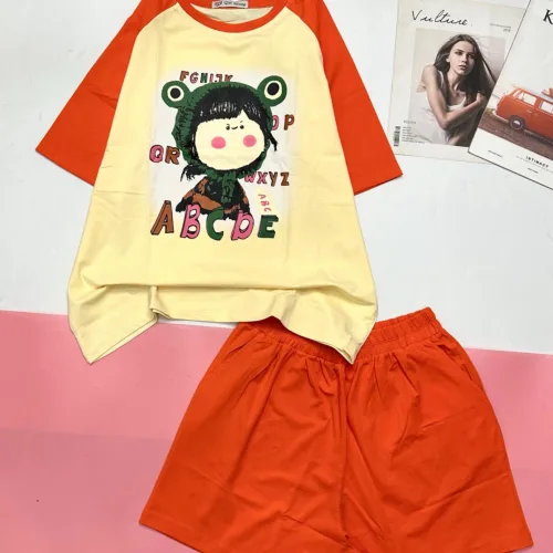 Đồ bộ quần đùi áo tay ngắn in chữ ABC