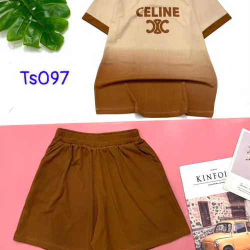 Đồ bộ quần đùi áo tay ngắn in chữ CELINE
