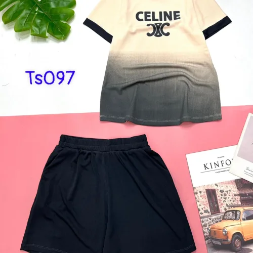 Đồ bộ quần đùi áo tay ngắn in chữ CELINE