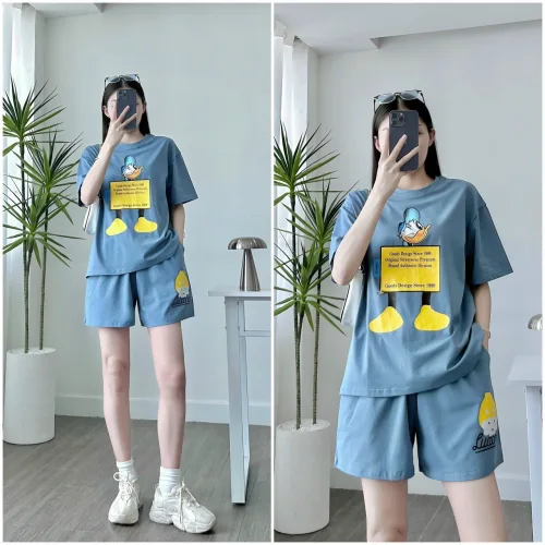 Đồ bộ quần đùi áo tay ngắn in chữ con vịt chữ