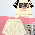 Đồ bộ quần đùi áo tay ngắn in chữ DRUG