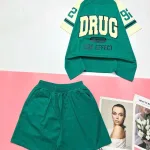 Đồ bộ quần đùi áo tay ngắn in chữ DRUG