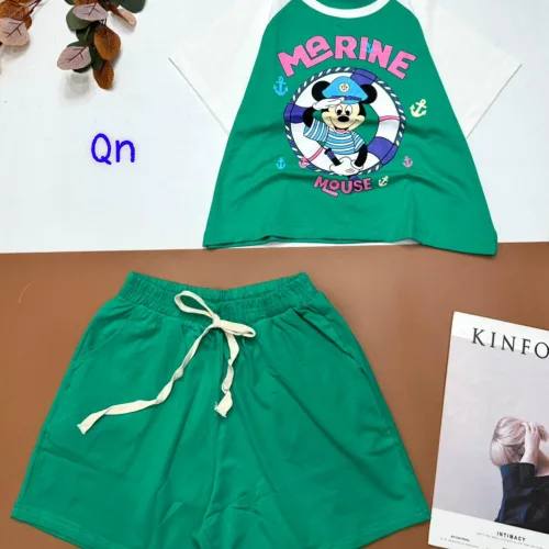 Đồ bộ quần đùi áo tay ngắn in chữ MARINE